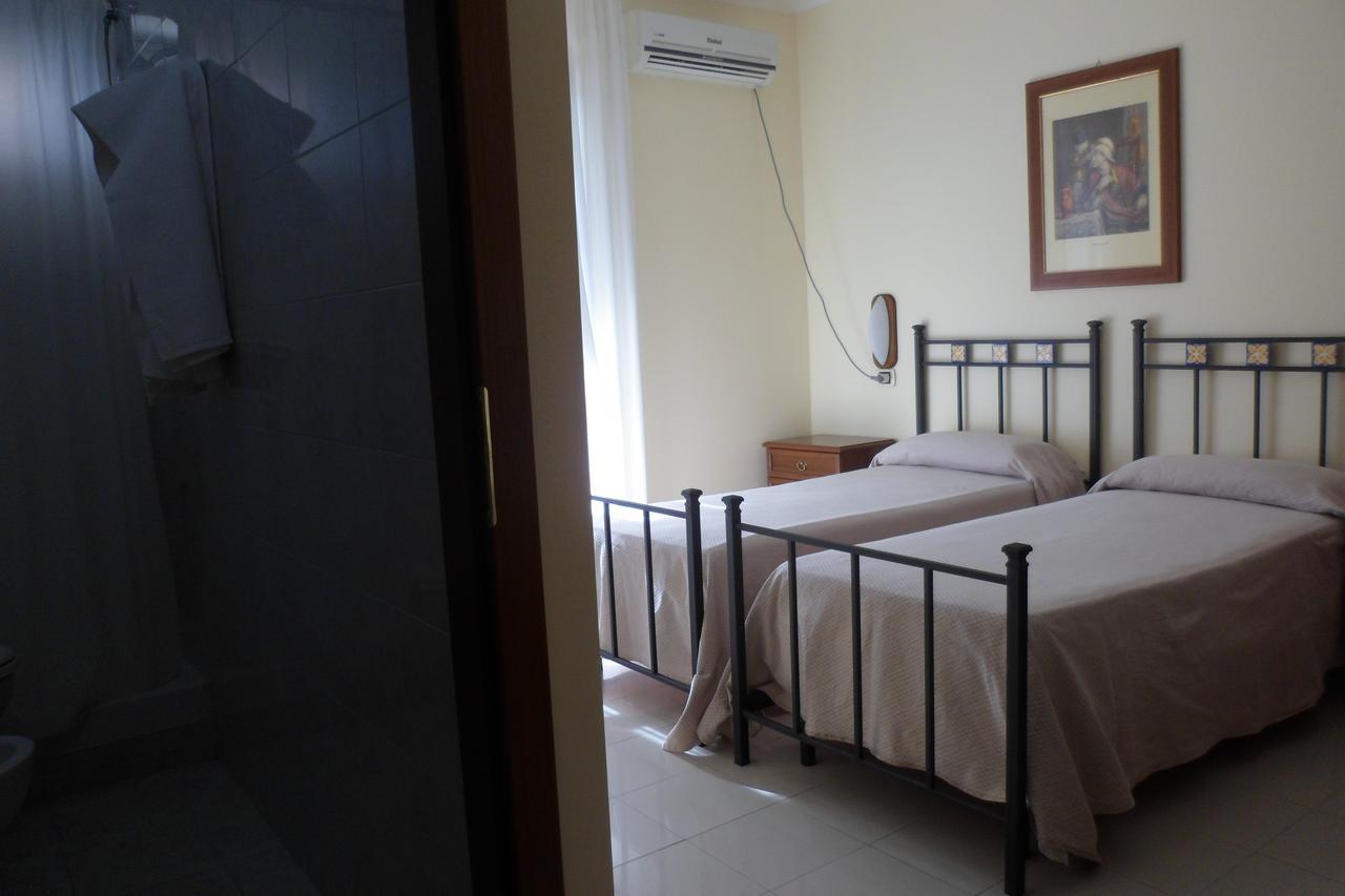 Albergo Miramonte Vibo Valentia Eksteriør bilde